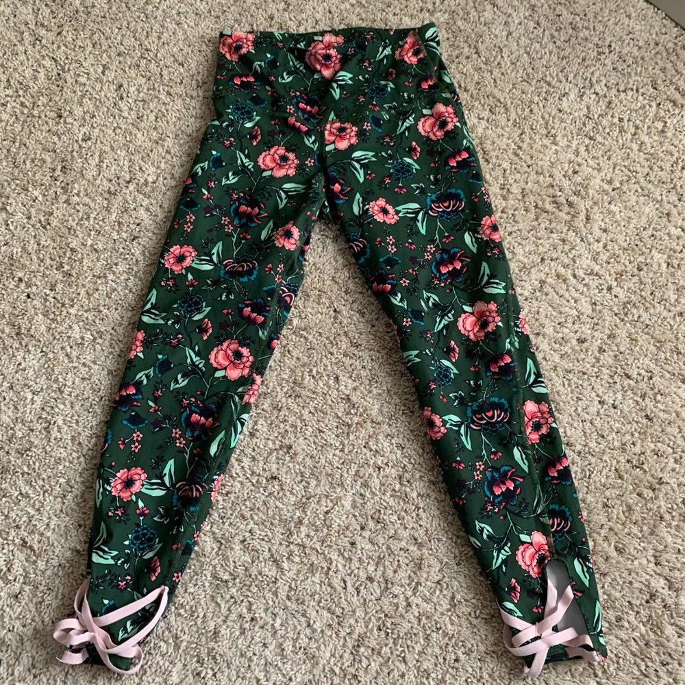 Old navy active flower leggings